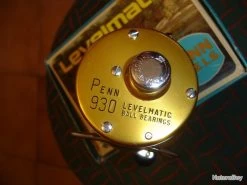 MOULINET ANCIEN "PENN 930" -PENN 00005 MOULINET ANCIEN PENN 930